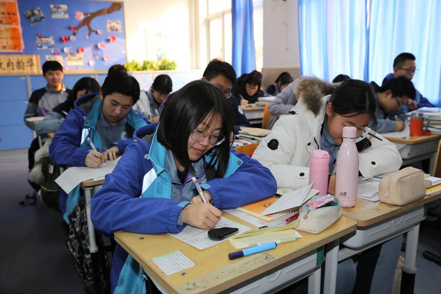 说明: C:\Users\Administrator\Desktop\最美教师选\IMG_0275.JPG