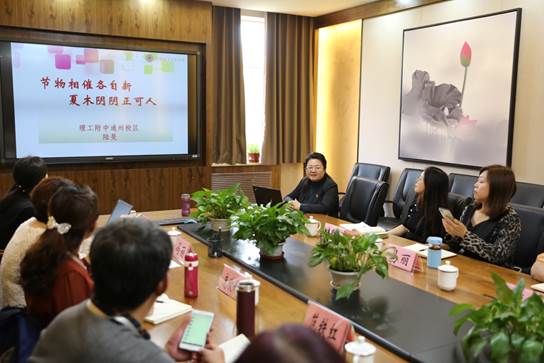 说明: C:\Users\Administrator\Desktop\保定校长团走进理工附中通州校区\陆校报告1.JPG