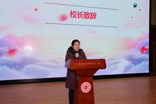 说明: F:\高三成人仪式\2019年2月28日成人仪式暨百日誓师1\2019年2月28日成人仪式暨百日誓师\IMG_2709.JPG
