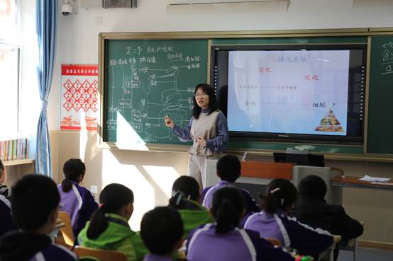 说明: C:\Users\Administrator\Desktop\视导\初中\生物\IMG_3518.JPG